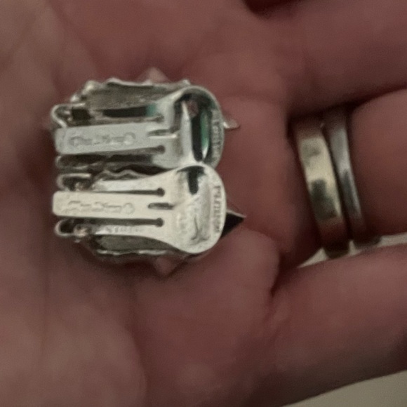 Christian Dior - Stunning Black and Crystal Clip On Earrings - Picture 9 of 9